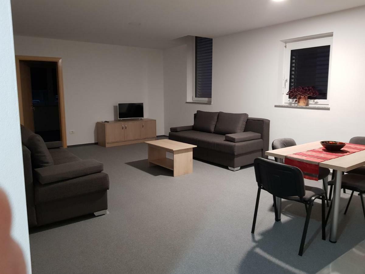 Apartmaji Jankovic Логатец Экстерьер фото